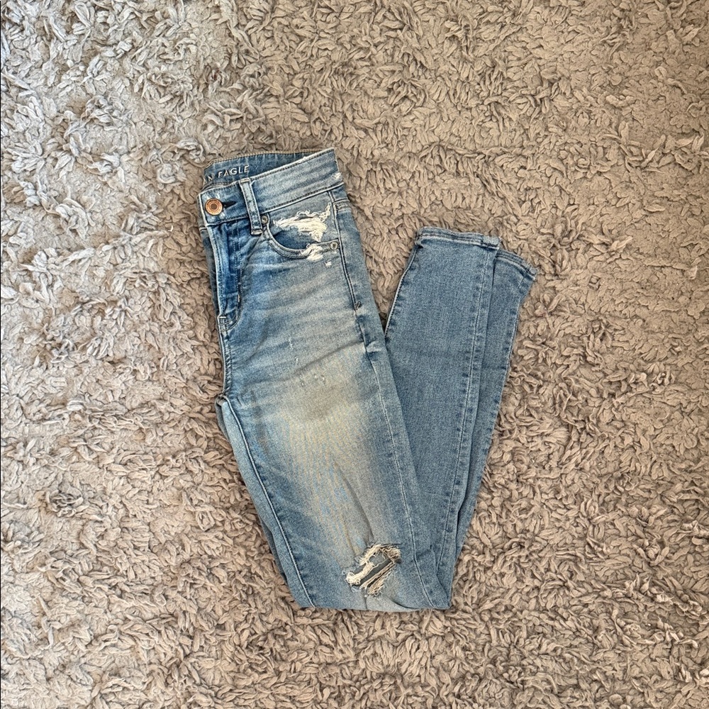 American Eagle Outfitters Light Blue Distressed Skinny Jeans